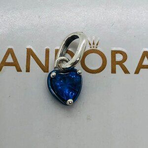 ✨🔥Pandora ME Blue Chakra Heart Mini Dangle Charm